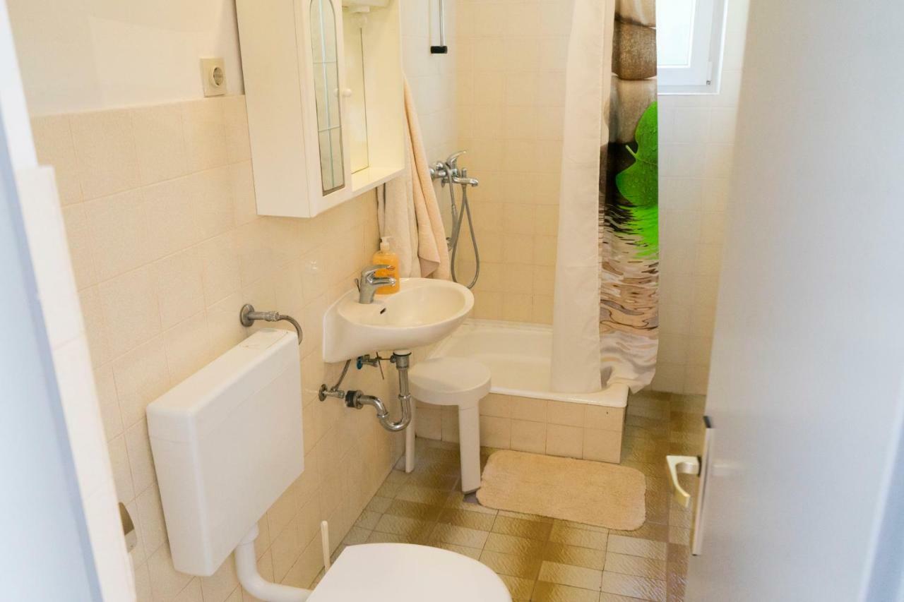 Tania Apartment Прижба Экстерьер фото